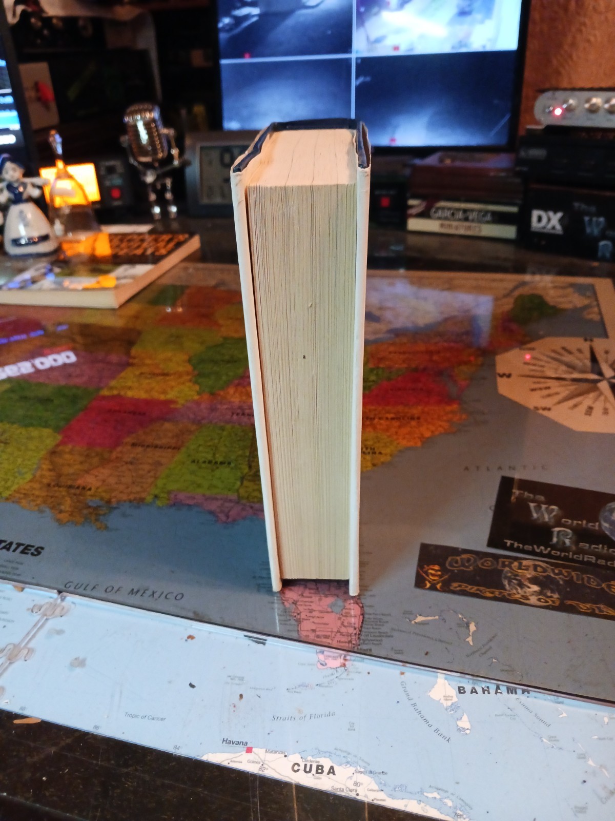 Readers Digest Select Edition. Five 1999. two Hardcover 4 Papperback