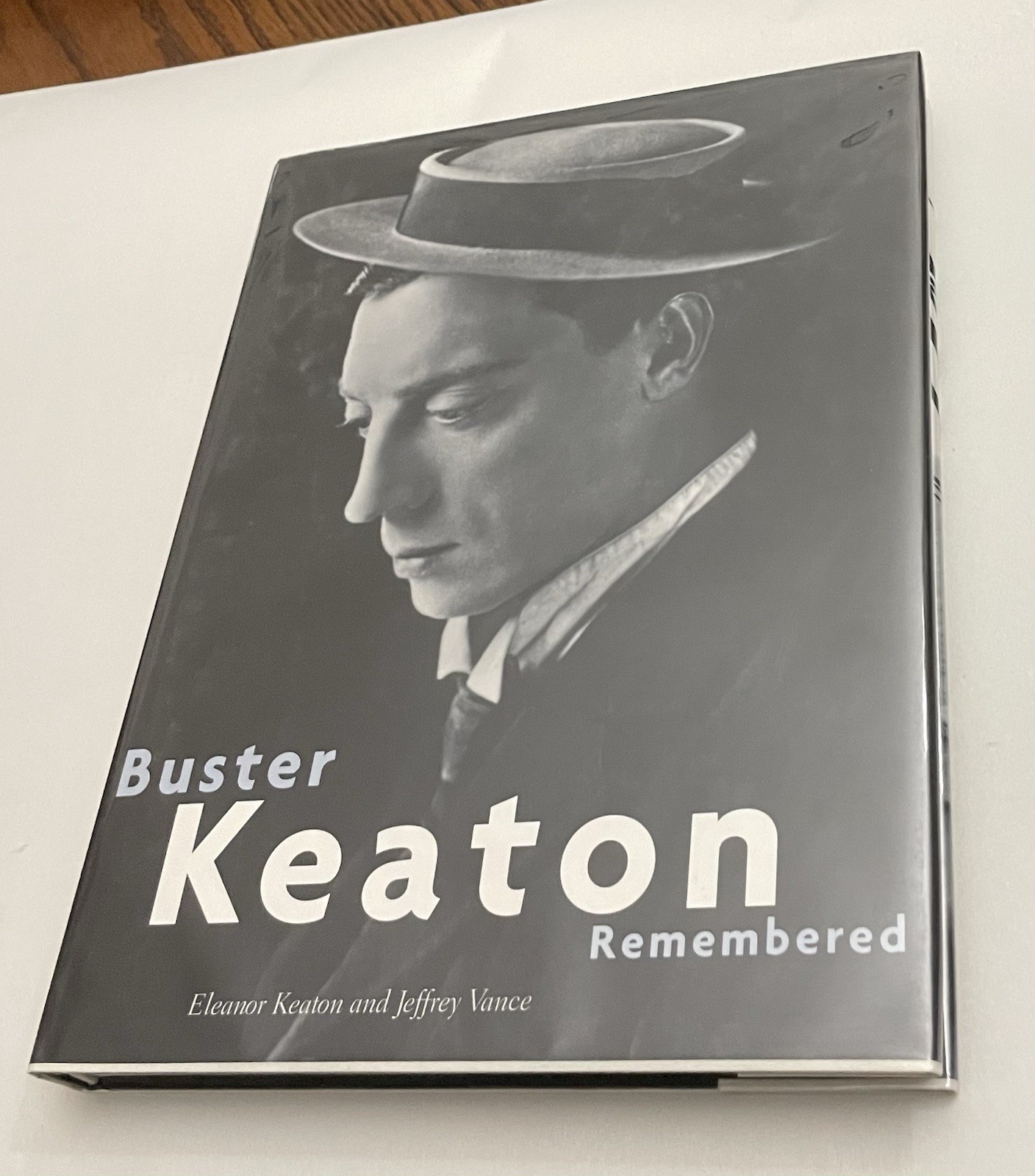 Buster Keaton Remembered Eleanor Keaton,Jeffrey Vance, 9780810942271 DJ IN MYLAR