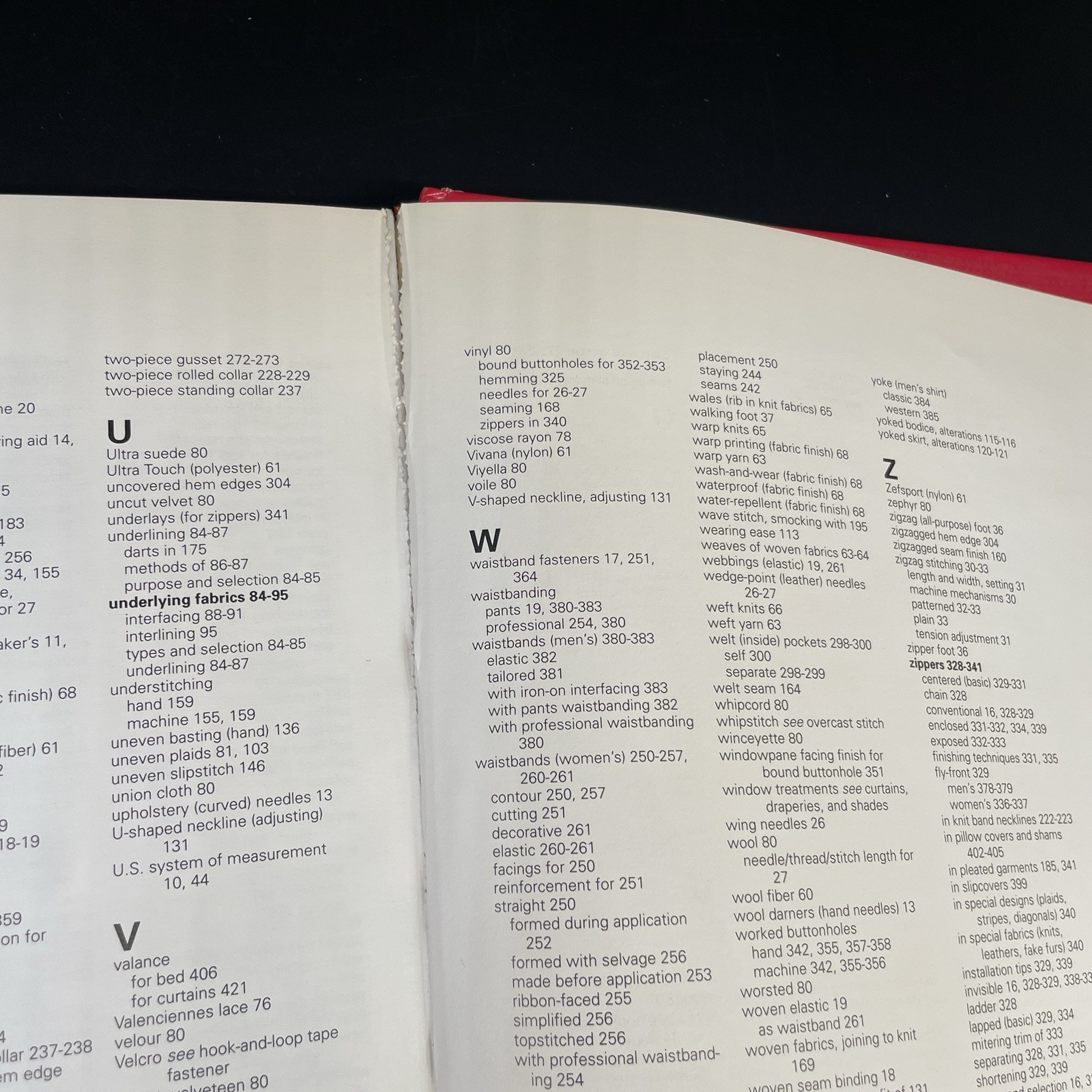 Reader’s Digest Complete Guide to Sewing Hardcover Sewing Reference Book 1995