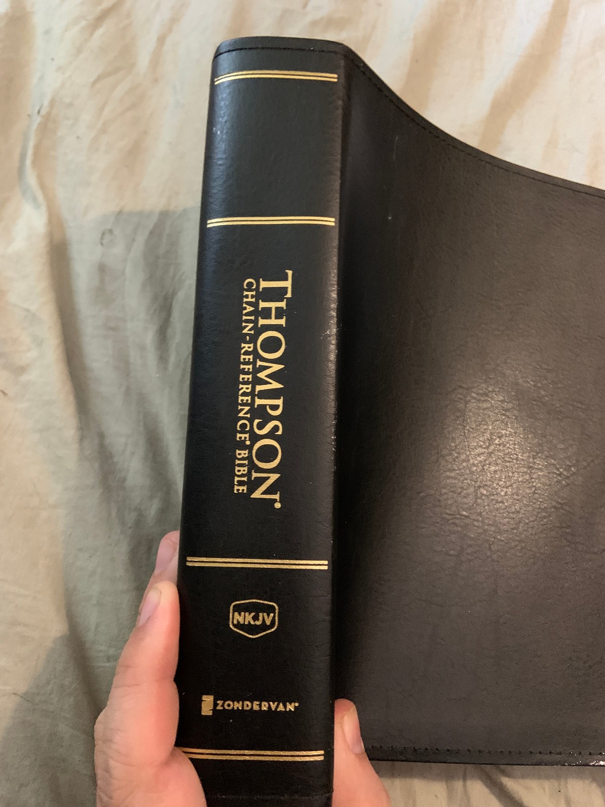 Thompson Chain Reference Bible – NKJV- Zondervan- Black Bonded Leather -1997