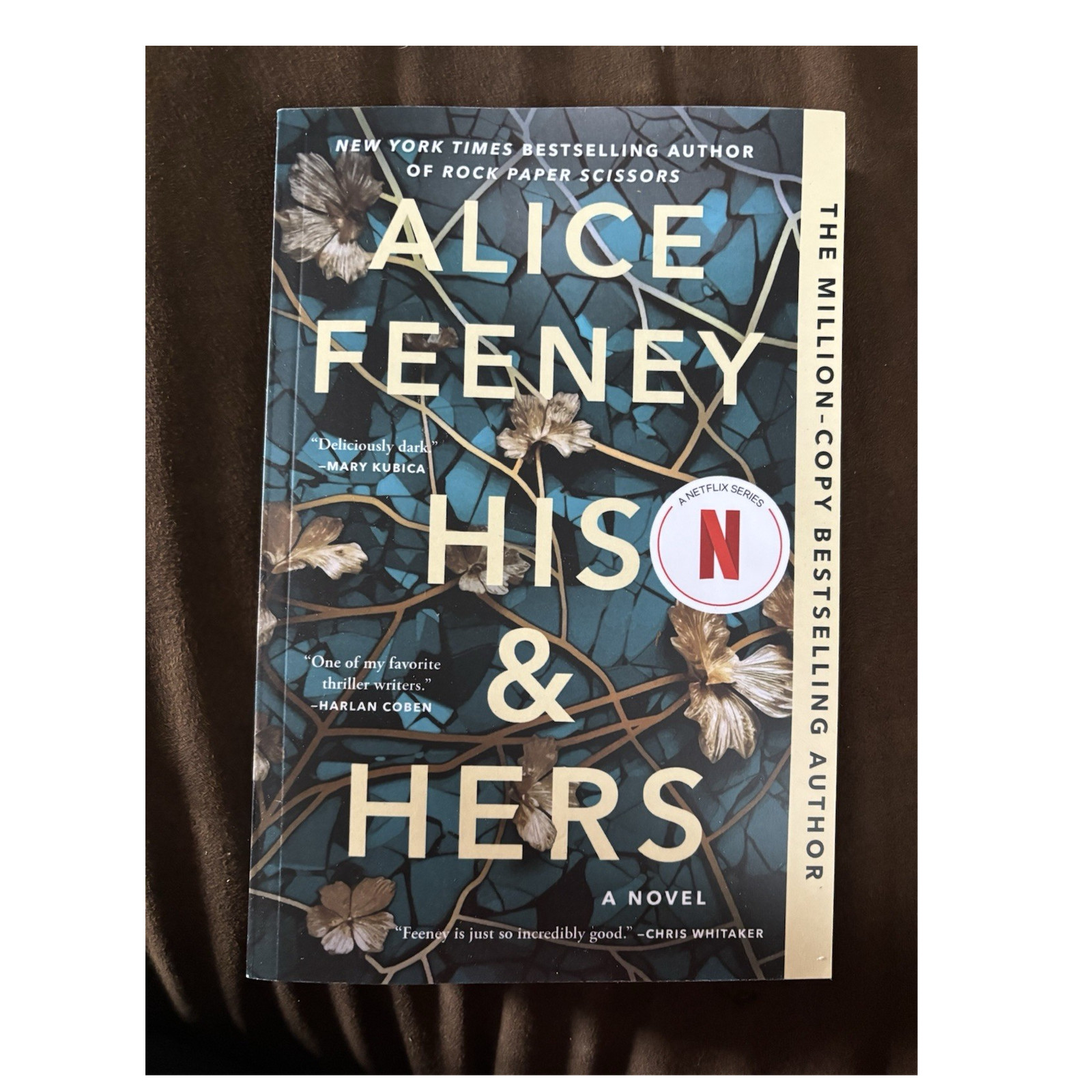 Alice Feeney His & Hers Trade Paperback 2021 Flatiron Books Reading Guide