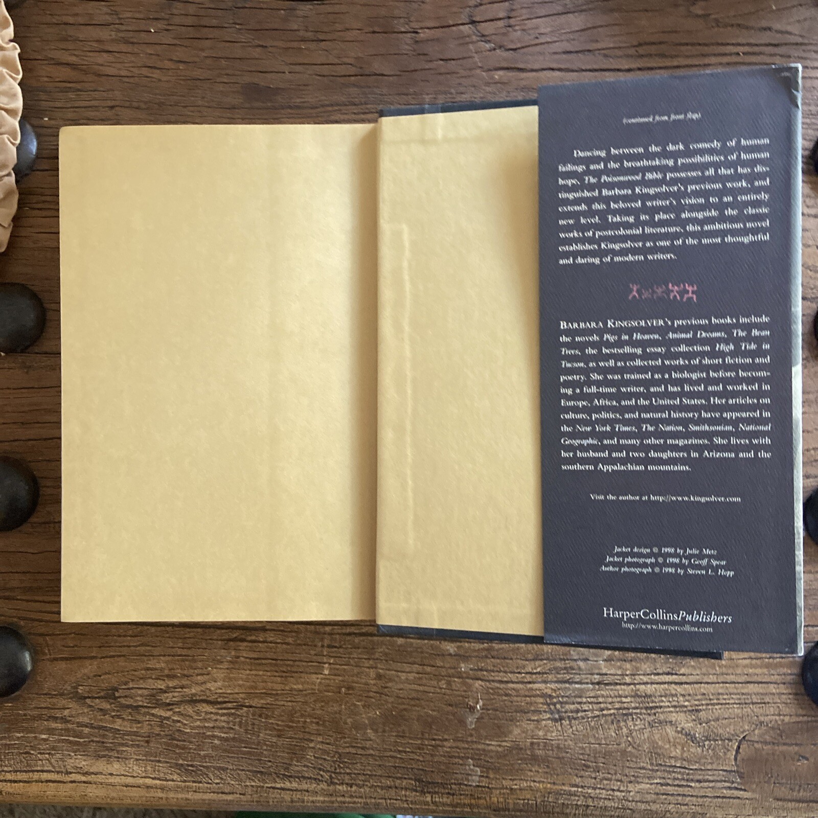 The Poisonwood Bible – Hardcover By Kingsolver, Barbara – VERY-GOOD