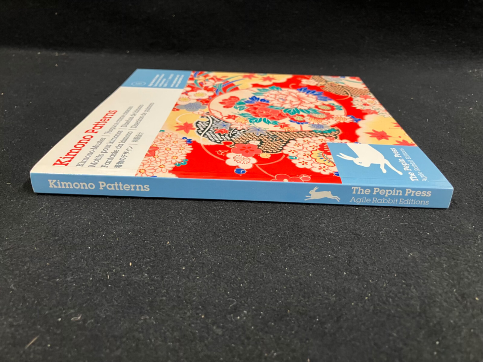 KIMONO PATTERNS BOOK WITH HIGH QUALITY IMAGES WITH CD, PEPIN PRESS, 2009