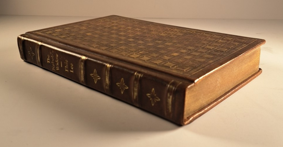 LEATHER The Nabob’s Widow 1976 Elise Lee HC custom fine binding