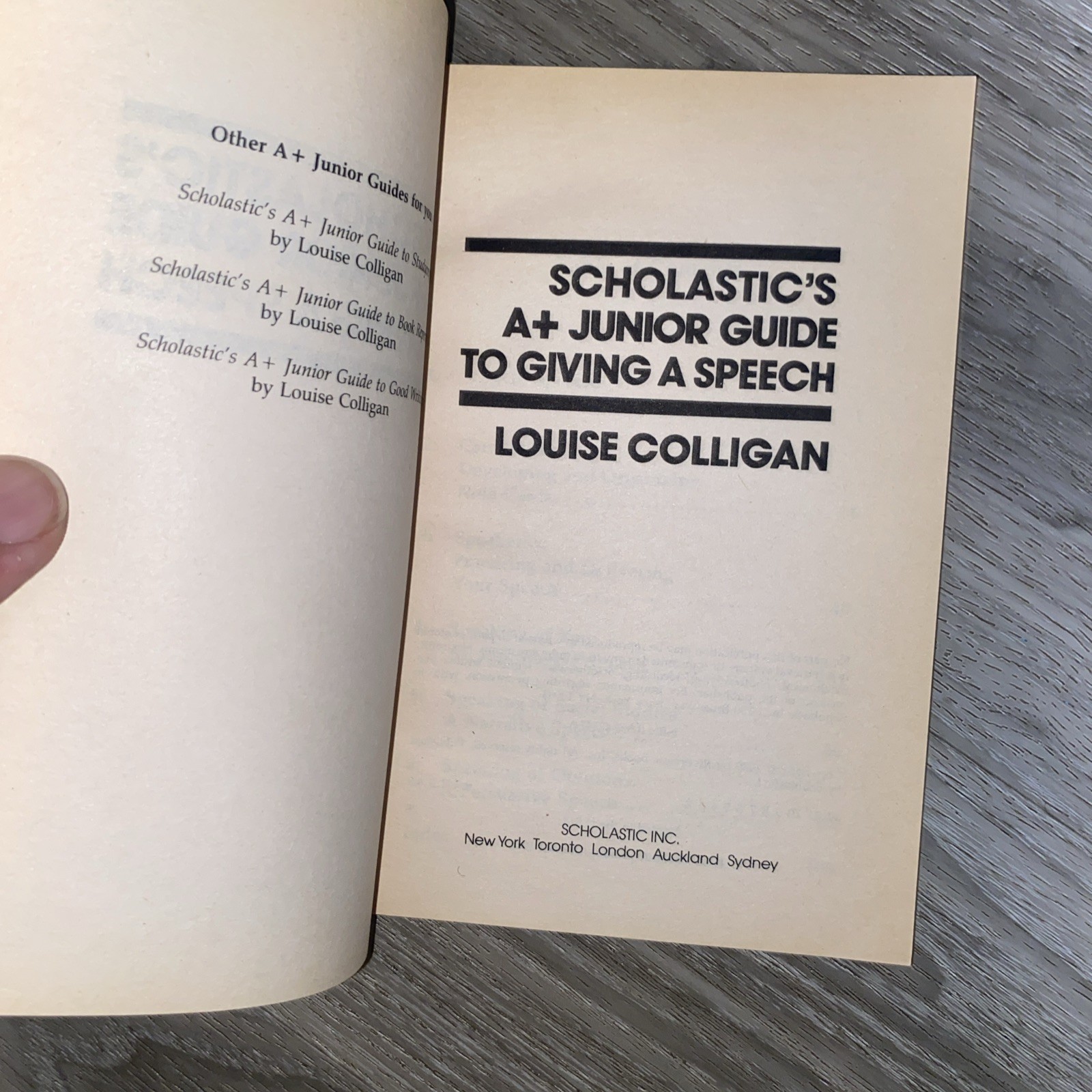 The A-Plus Junior Guide to Giving a Speech – Louise Colligan (1989, Paperback)