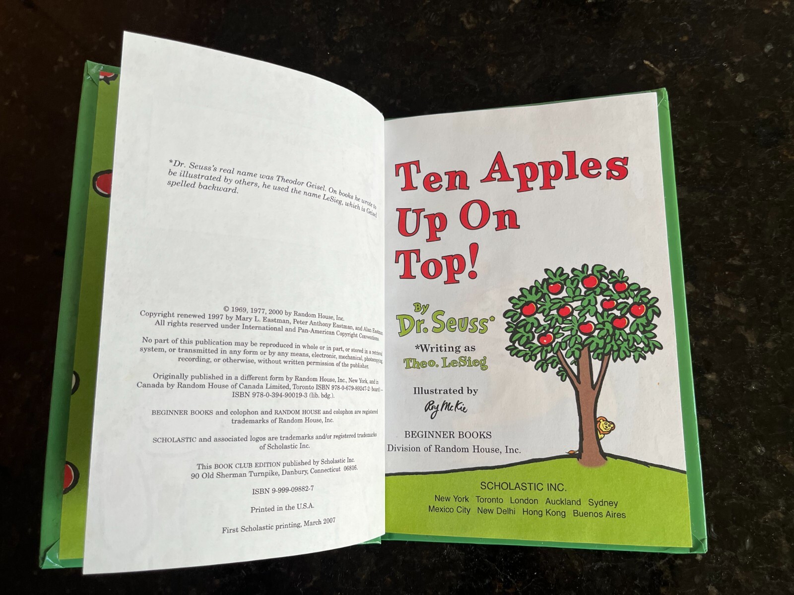 Dr. Seuss Theo LeSieg beginner book Ten apples on top! Hardcover #7 6.25″x8.75″
