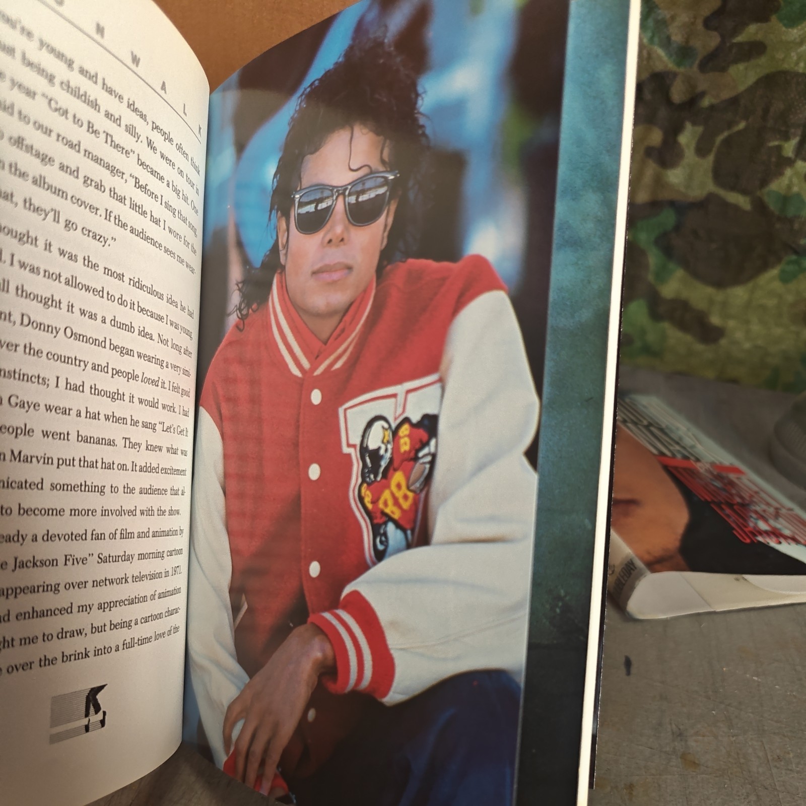 Moon Walk by Michael Jackson first edition signed Book