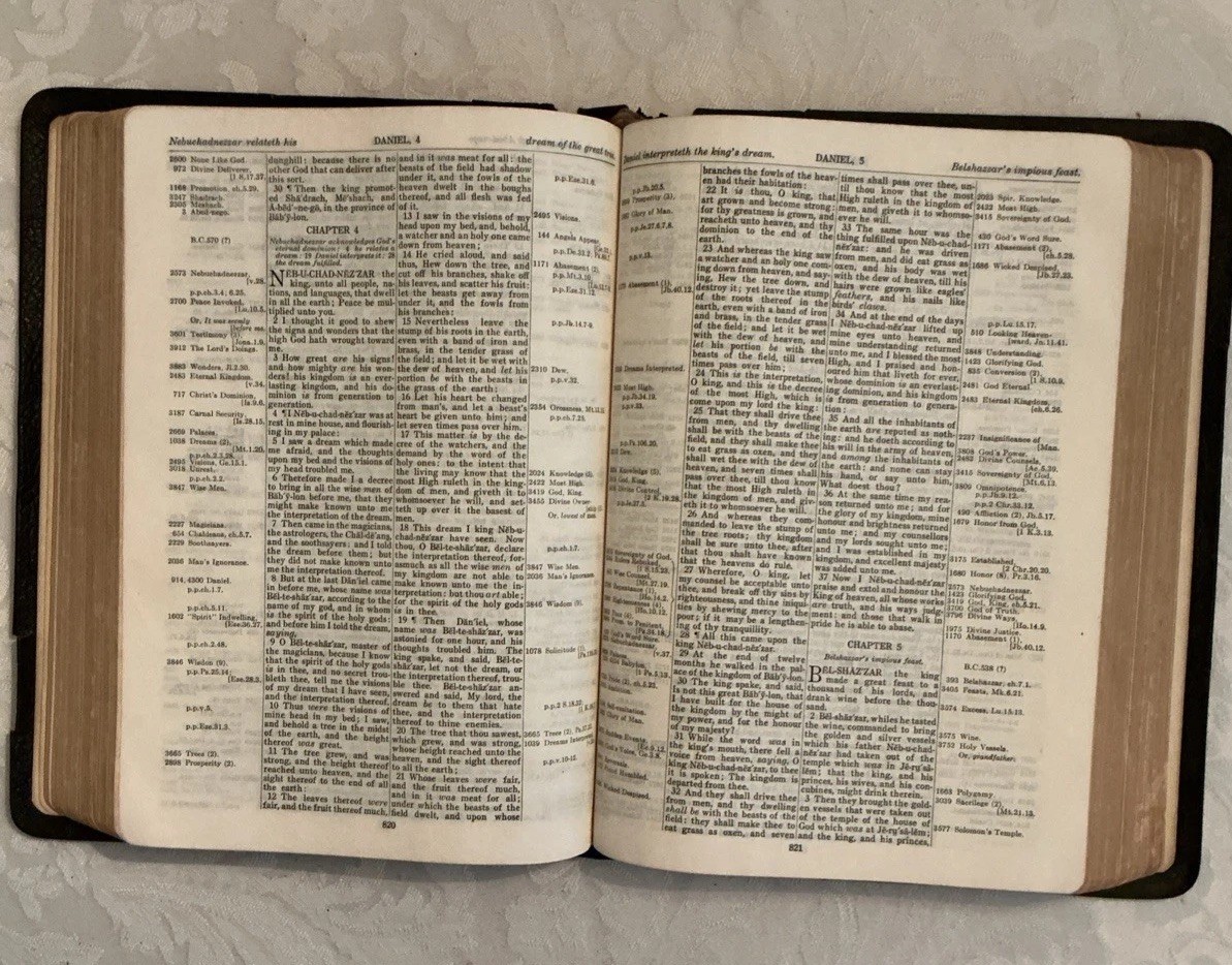 The New Chain Reference Bible Thompson 4th Improved Edition B B Kirkbride 1964