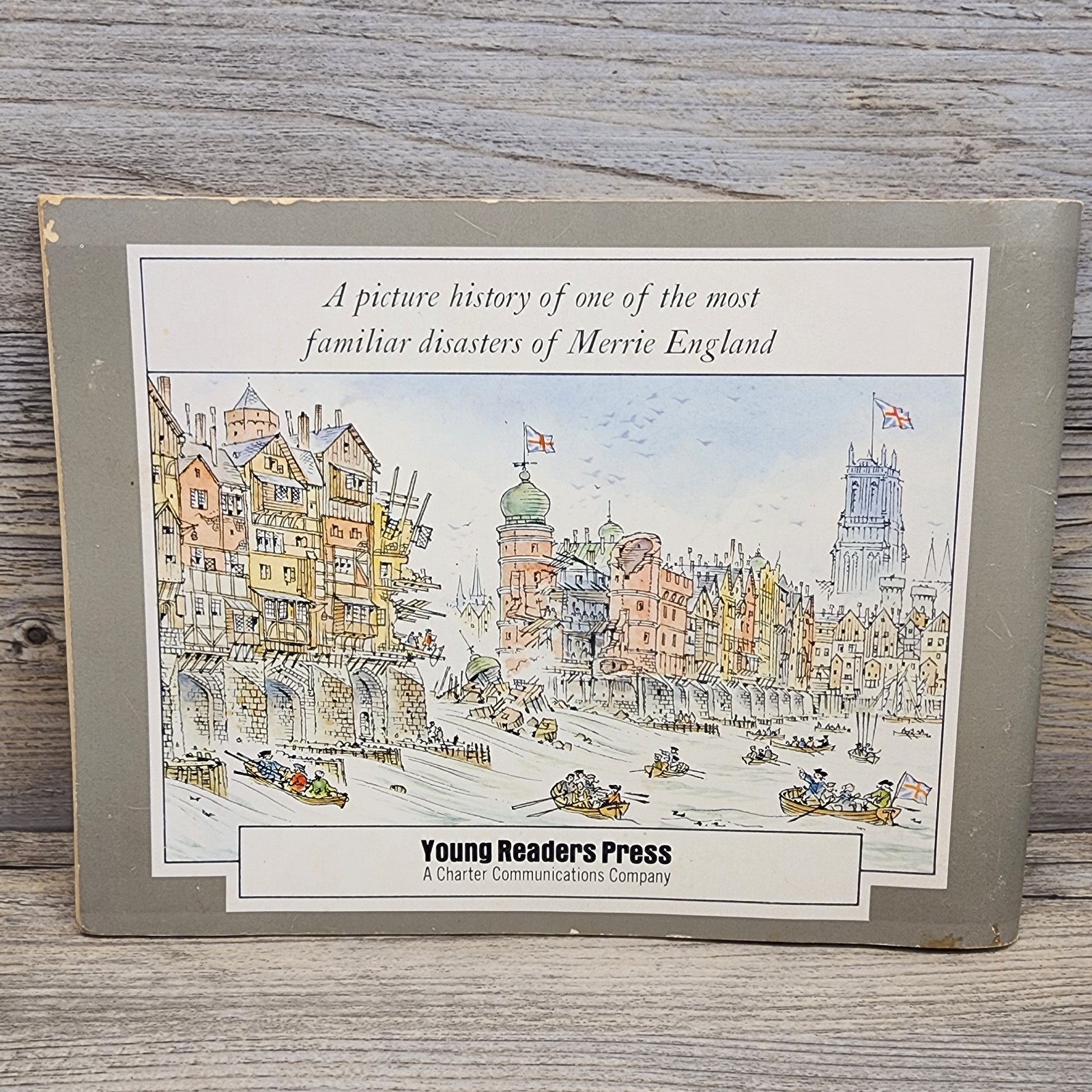 London Bridge is Falling Down! illustrated by Peter Spier (1972, Paperback)