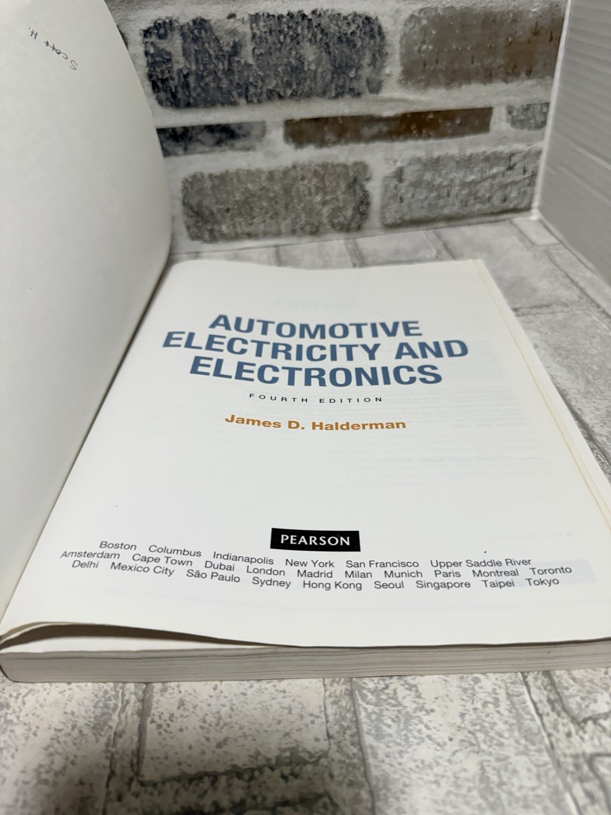 Automotive Electricity and Electronics James D Halderman 4th Edition Pearson