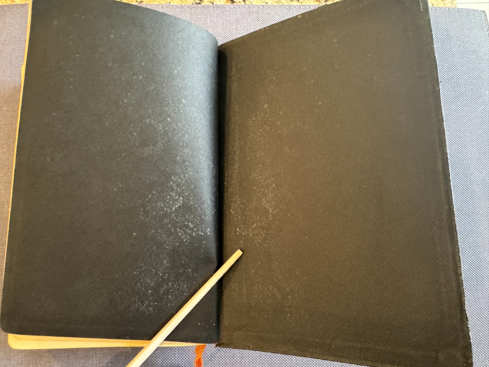 Holy Bible Red Letter Ed. Revised Standard Version Black Leather Nelson 1952