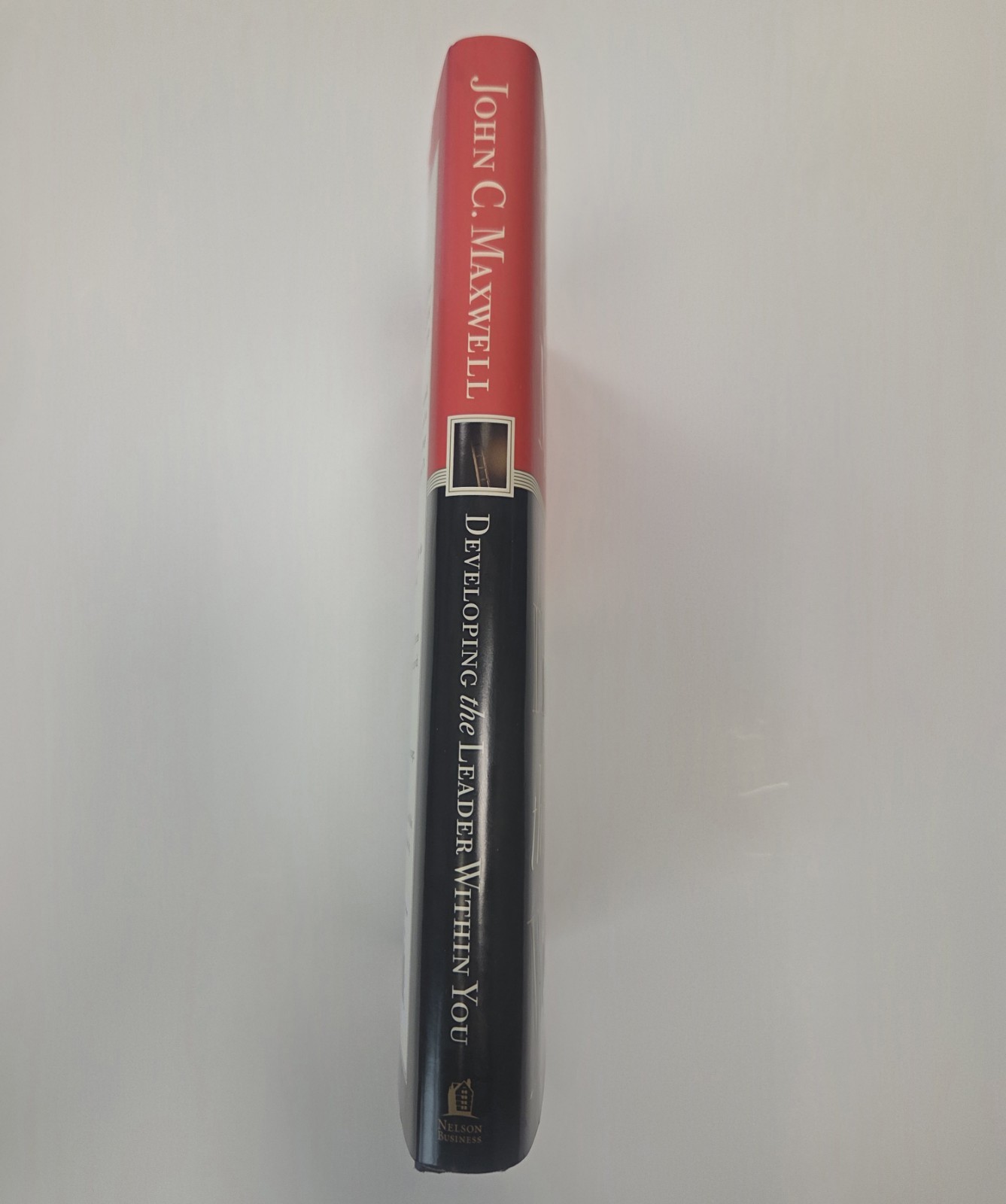 Developing the Leader Within You John C. Maxwell Hardcover w/DJ OG Version