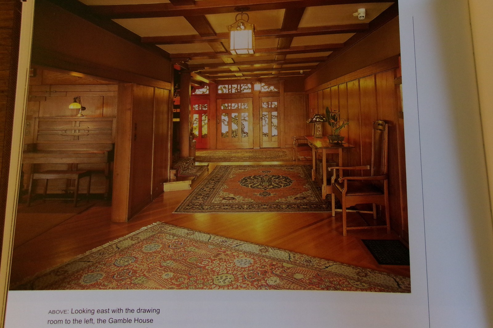 Arts & Crafts Lifestyle and Design by Wendy Hitchmough c. 2000 Hardcover