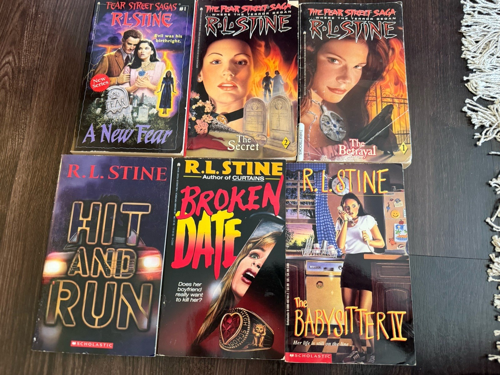 Lot of 6 Fear Street Books R.L. Stine 90’s Youth Horror The Secret Betrayal