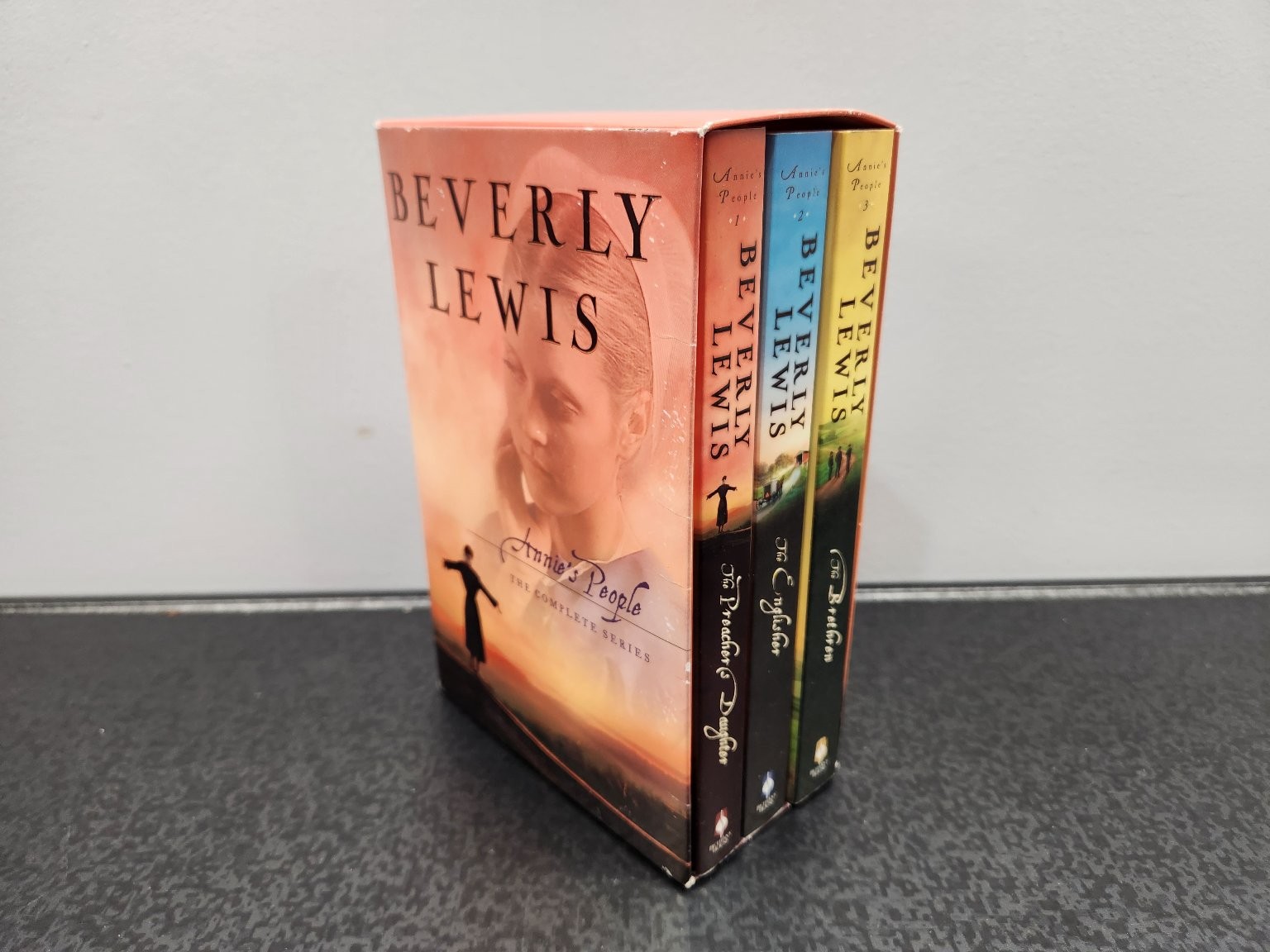 Annie’s People The Complete Series Beverly Lewis 2007 Amish Fiction Box Set