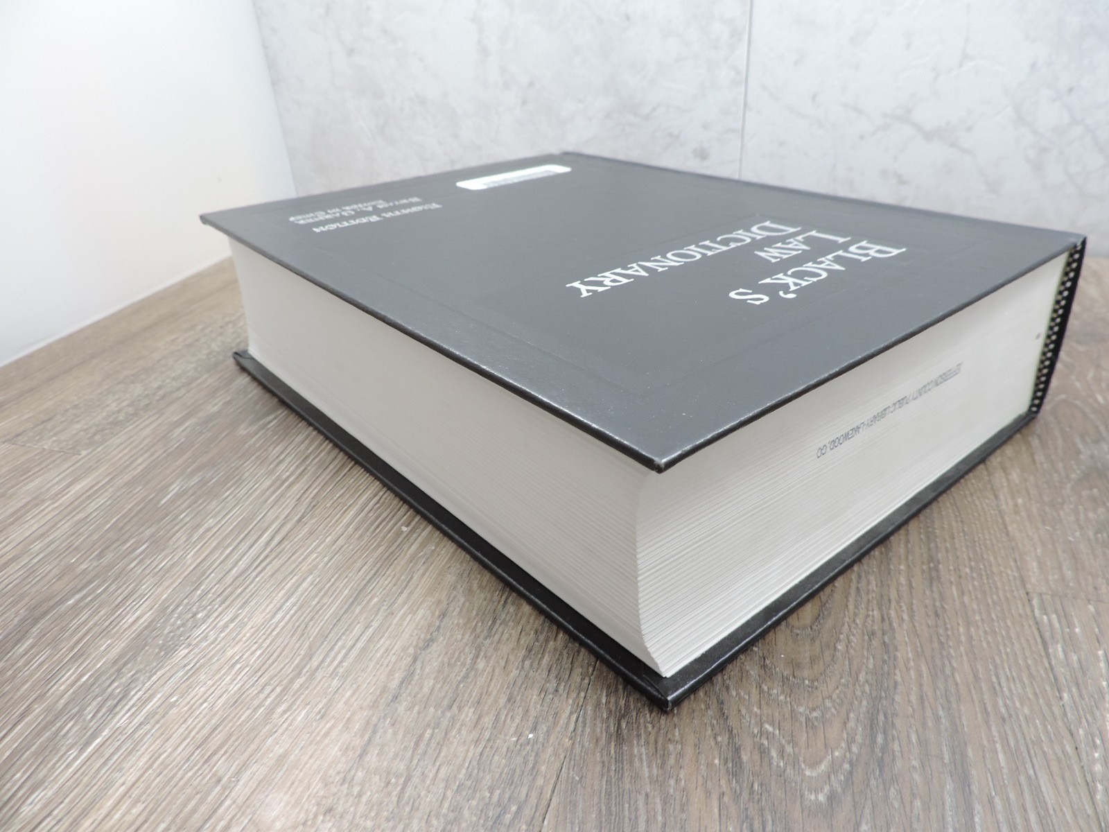 Black’s Law Dictionary Eight Edition 2004 Former Library Book
