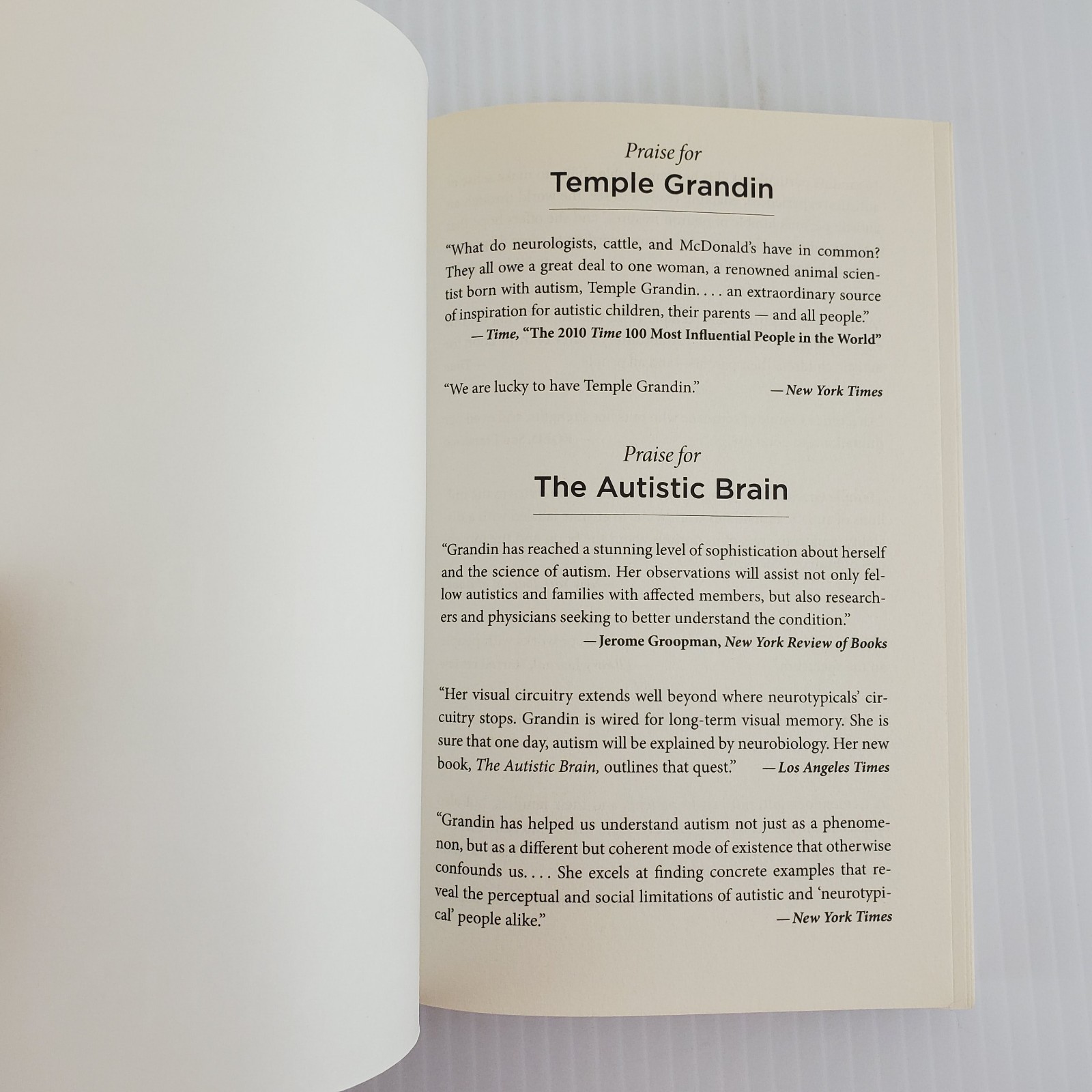 Signed ~ The Autistic Brain By Temple Grandin 2013 PB