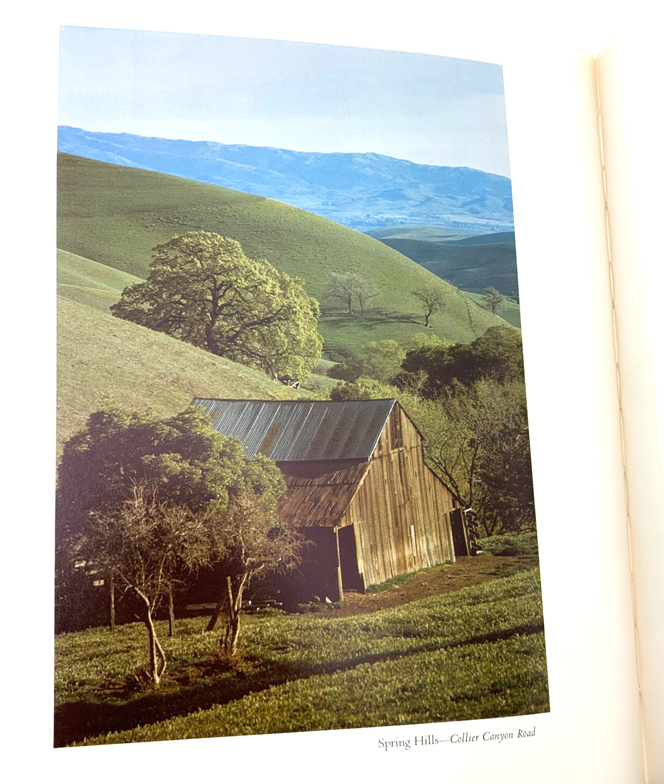 Valley Profiles – by Hans Benhard & Colleen Redpath – SIGNED Vintage HC 1977