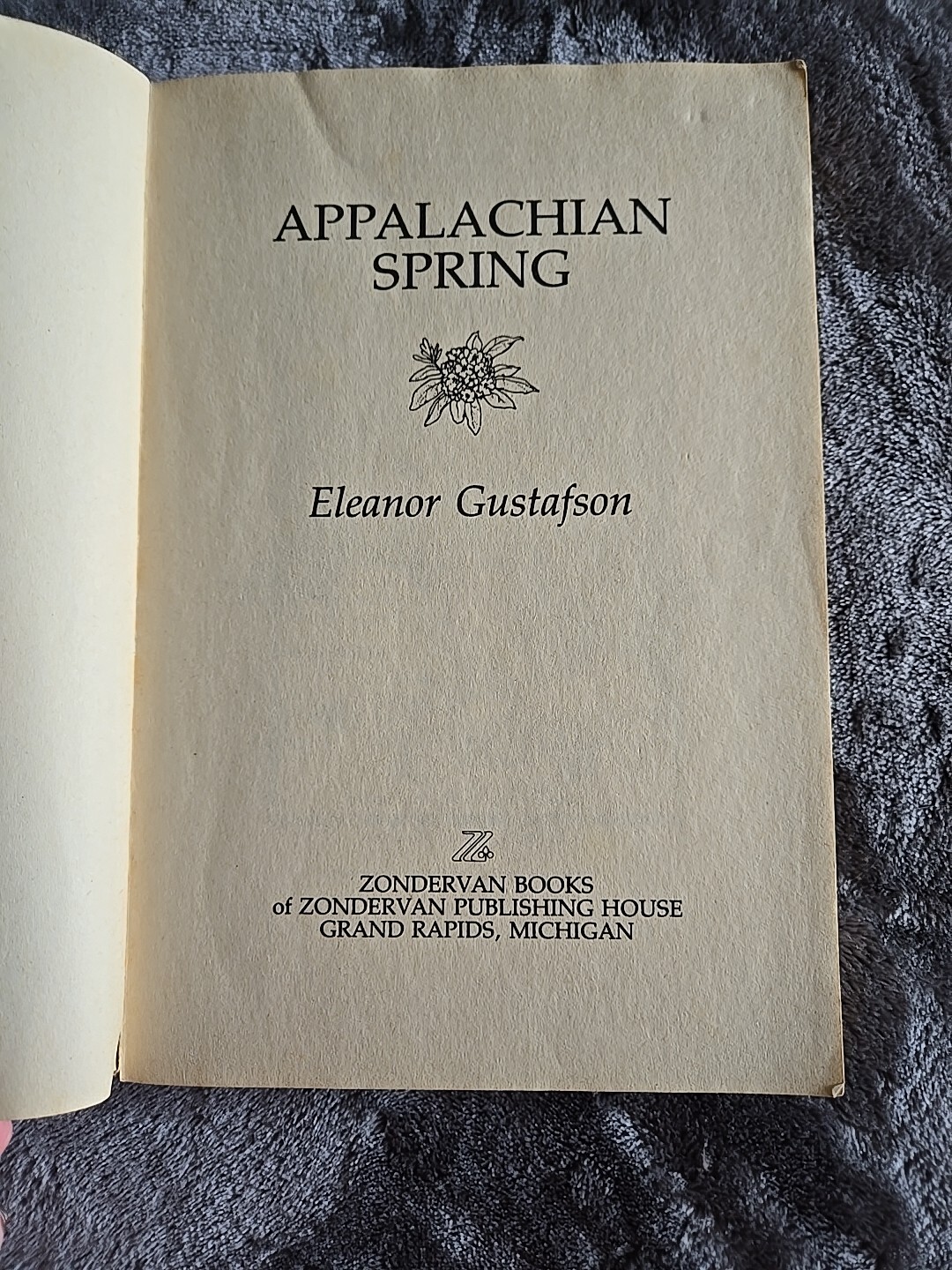 Appalachian Spring Eleanor K. Gustafson Paperback 1984 196 pages (Good)