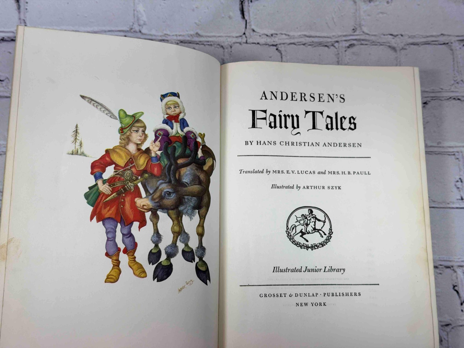 Andersen’s Fairy Tales by Hans Christian Andersen [Illustrated Junior Library Ed