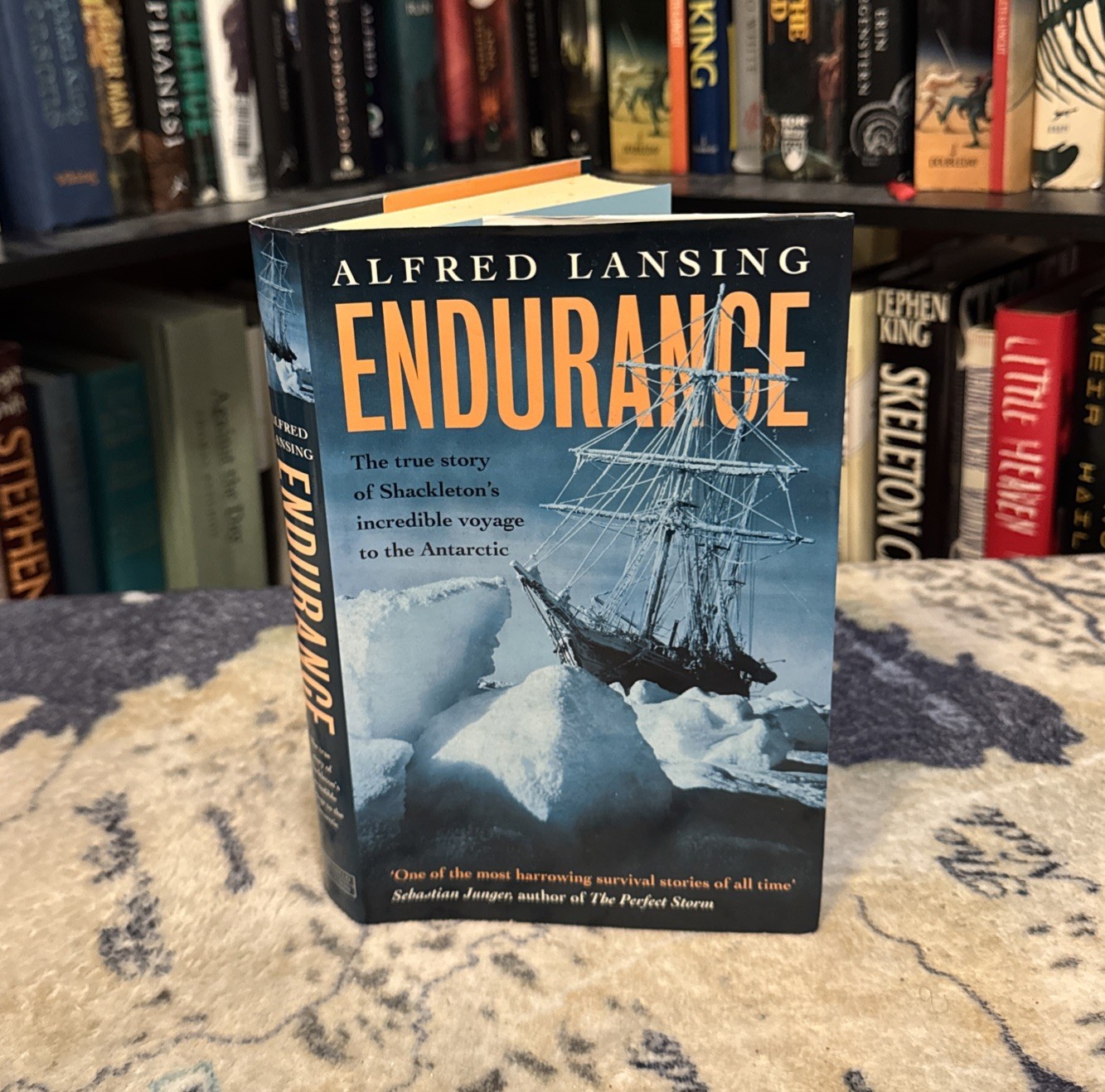 Endurance – Alfred Lansing (Hardcover) Weidenfeld First Edition/3rd Print, VG