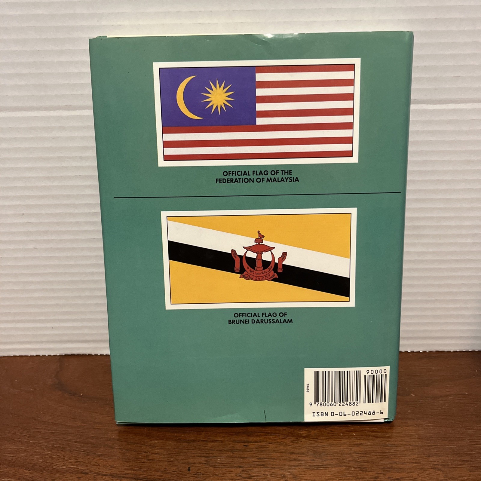 Land and People of Malaysia and Brunei – John S. Major (1991 Hardcover) 1st Ed G