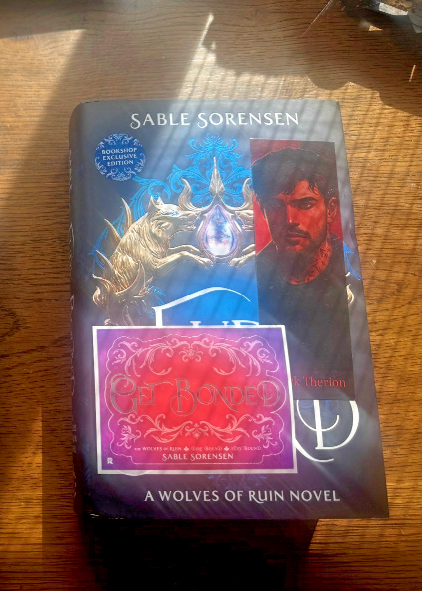 Fury Bound Waterstones Exclusive Special Edition Hardcover Edges, DIRE BOUND