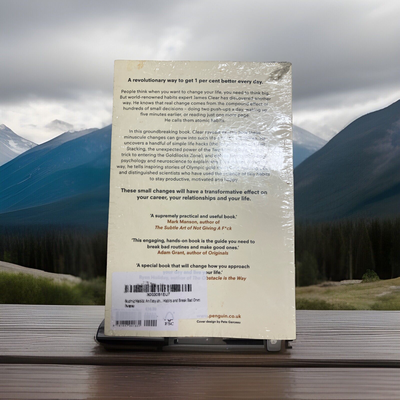 Atomic Habits: Tiny Changes, Remarkable Results – softcover – New