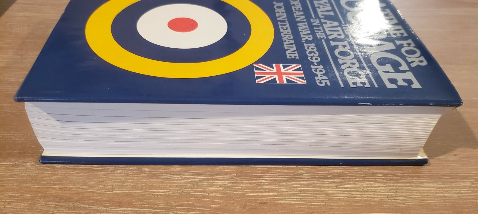 A Time For Courage The Royal Air Force In The European War 1939-1945 John Terra