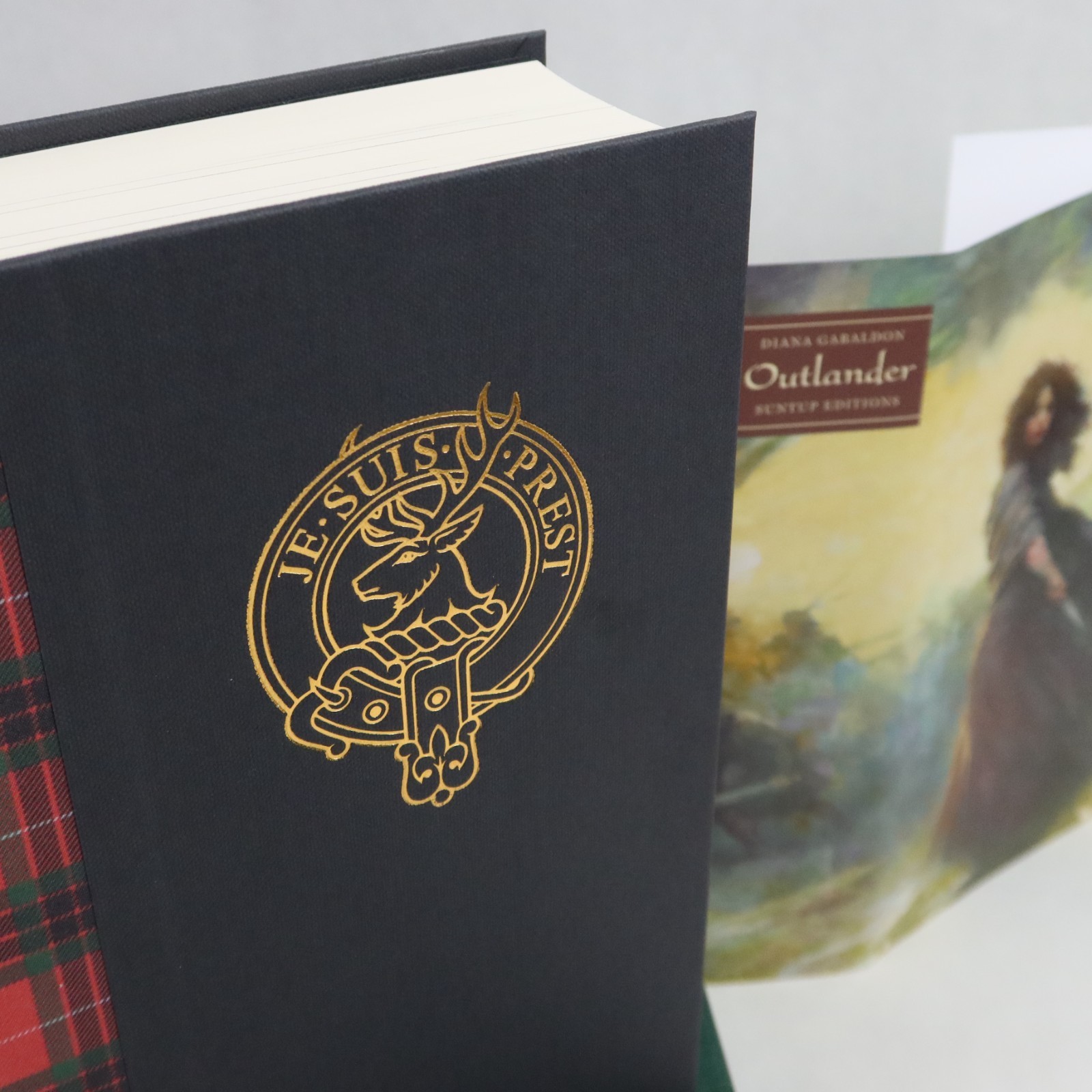 Outlander Diana Gabaldon Classic Edition SIGNED x2 Charles Young Walls Suntup