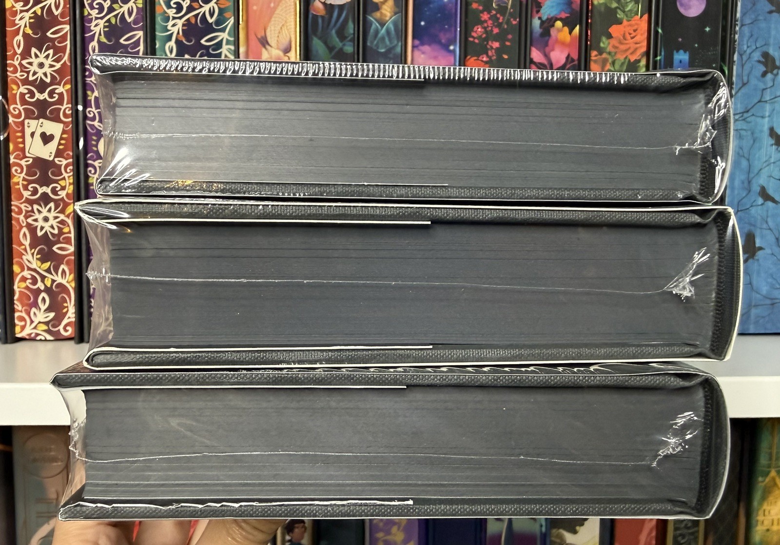 Shadow and Bone Trilogy Leigh Bardugo Signed and Sealed LitJoy Crate W/ Key