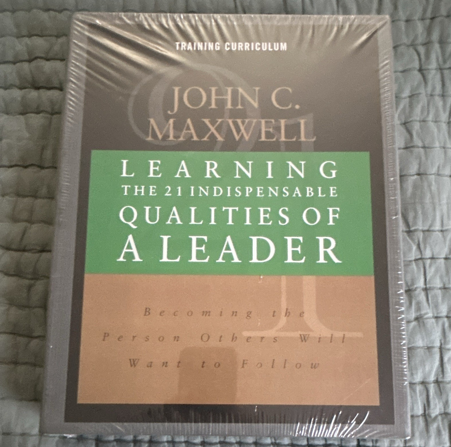 John C. Maxwell Learning the 21 Indispensable Qualities of a Leader DVD Training
