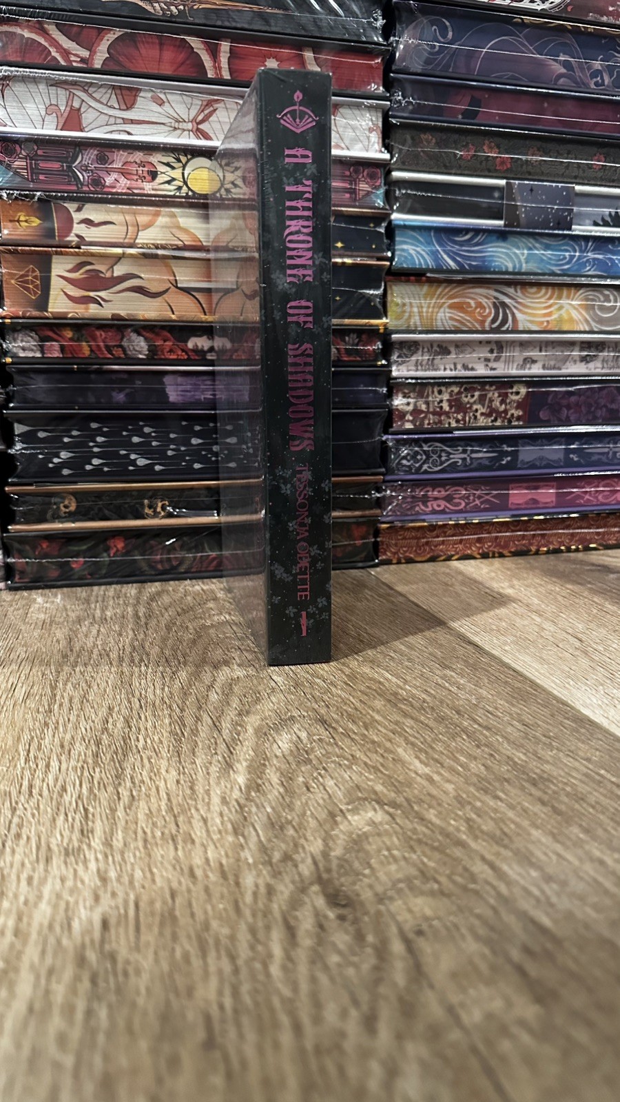Fabled Book Box Exclusive – A Throne of Shadows – Tessonja Odette – SEALED NEW