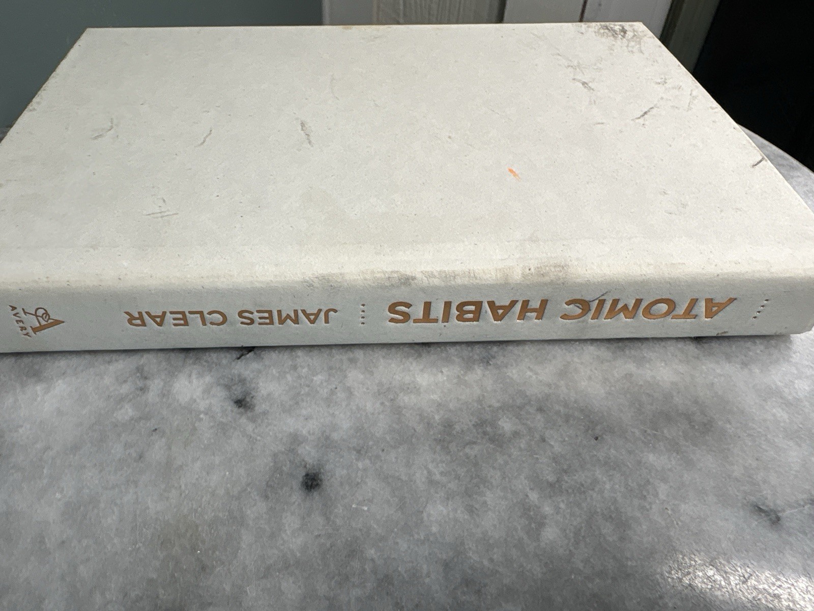 Atomic Habits James Clear Hardcover Avery Personal Growth Book