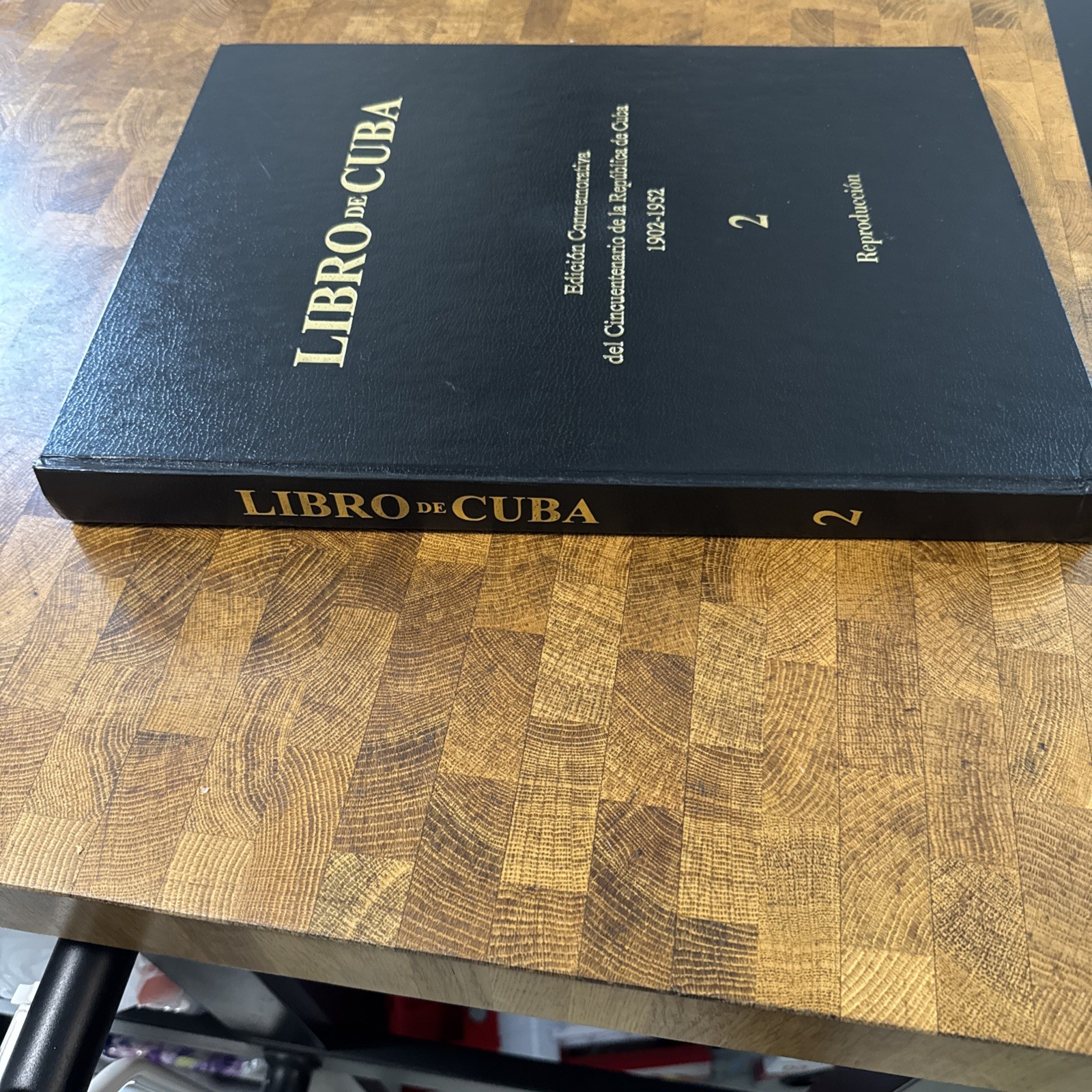 Book on Cuba: commemorative edition for the fiftieth anniversary of Rep. Of Cuba