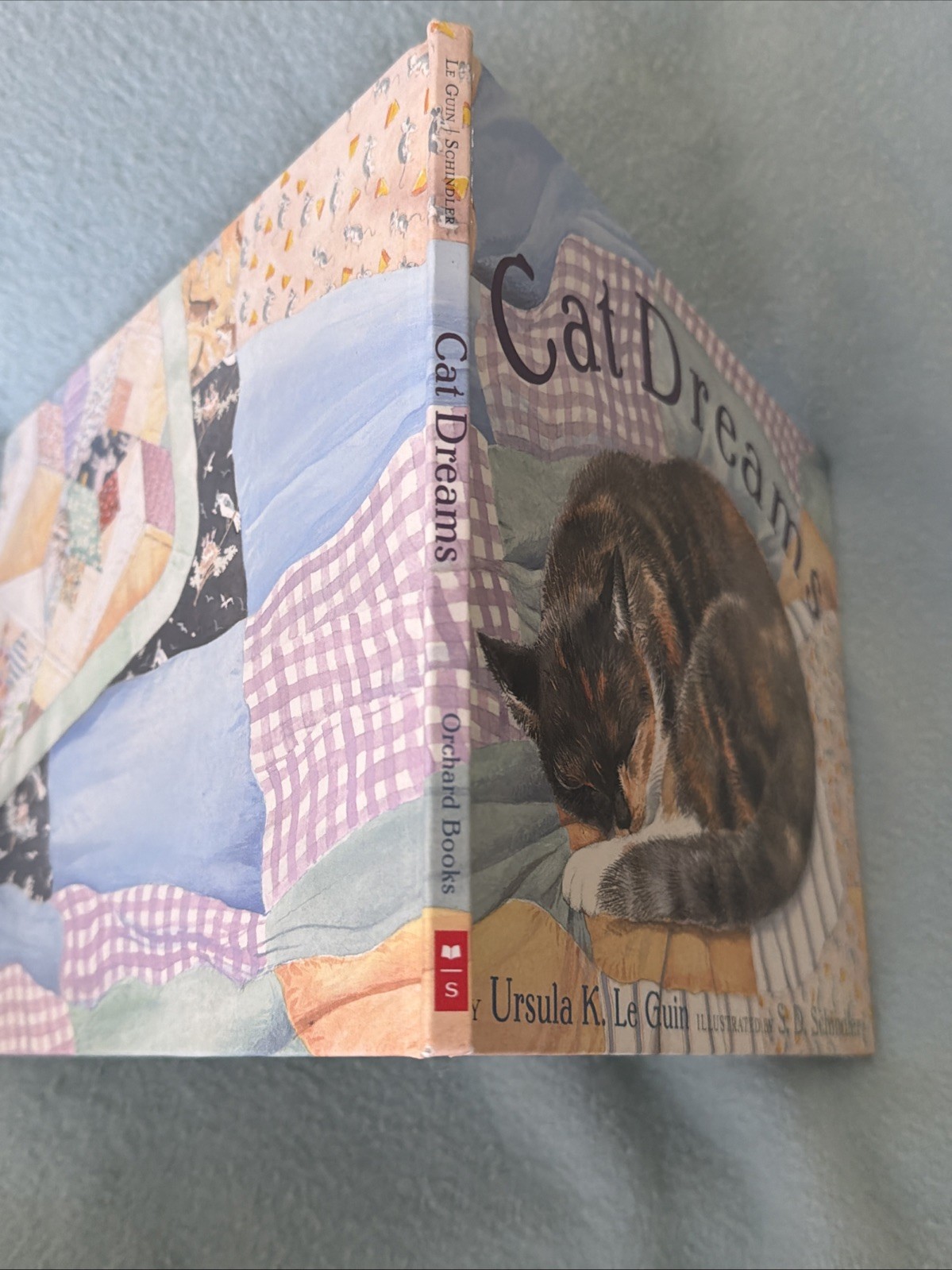 Cat Dreams by Le Guin