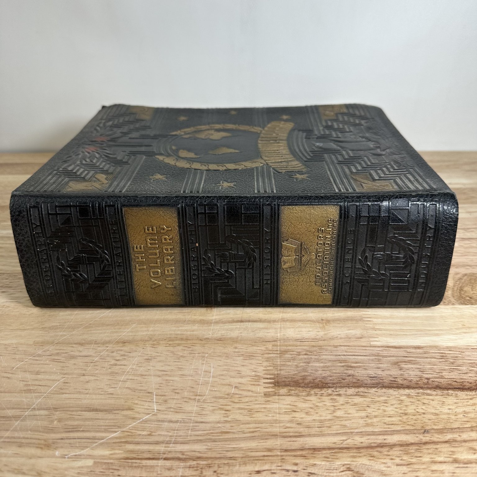 The Volume Library 1946 Revised Edition Encyclopedia Educators Association