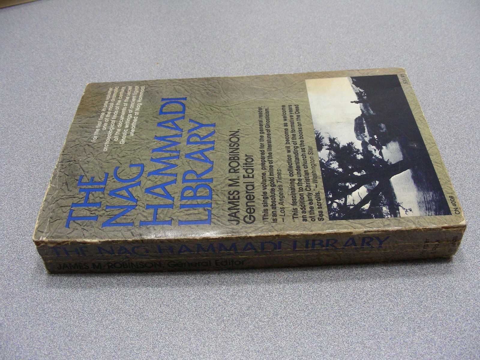 THE NAG HAMMADI LIBRARY – James M. Robinson – 1981 Paperback Book!