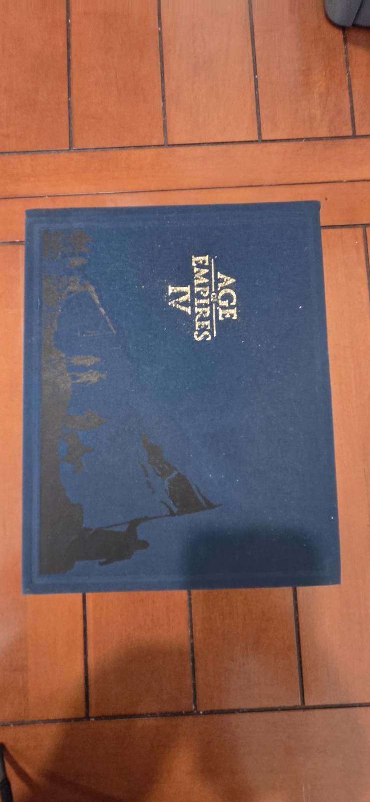 AGE OF EMPIRES IV OFFICIAL COMPANION BOOK BY Future Press HARDCOVER **GOOD**
