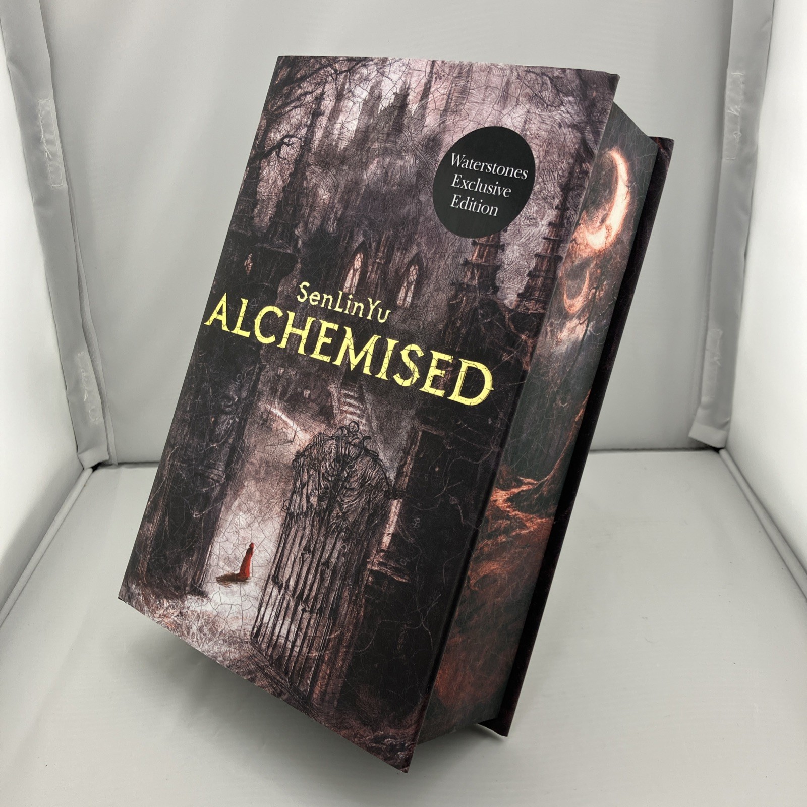 Alchemised by SenLinYu Waterstones Exclusive Edition with Sprayed Edges 1/2