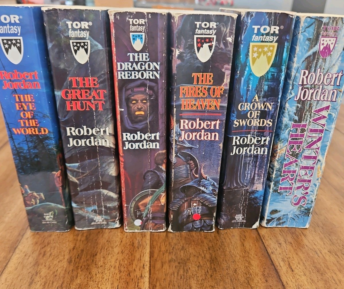Robert Jordan Wheel Of Time Paperback Lot