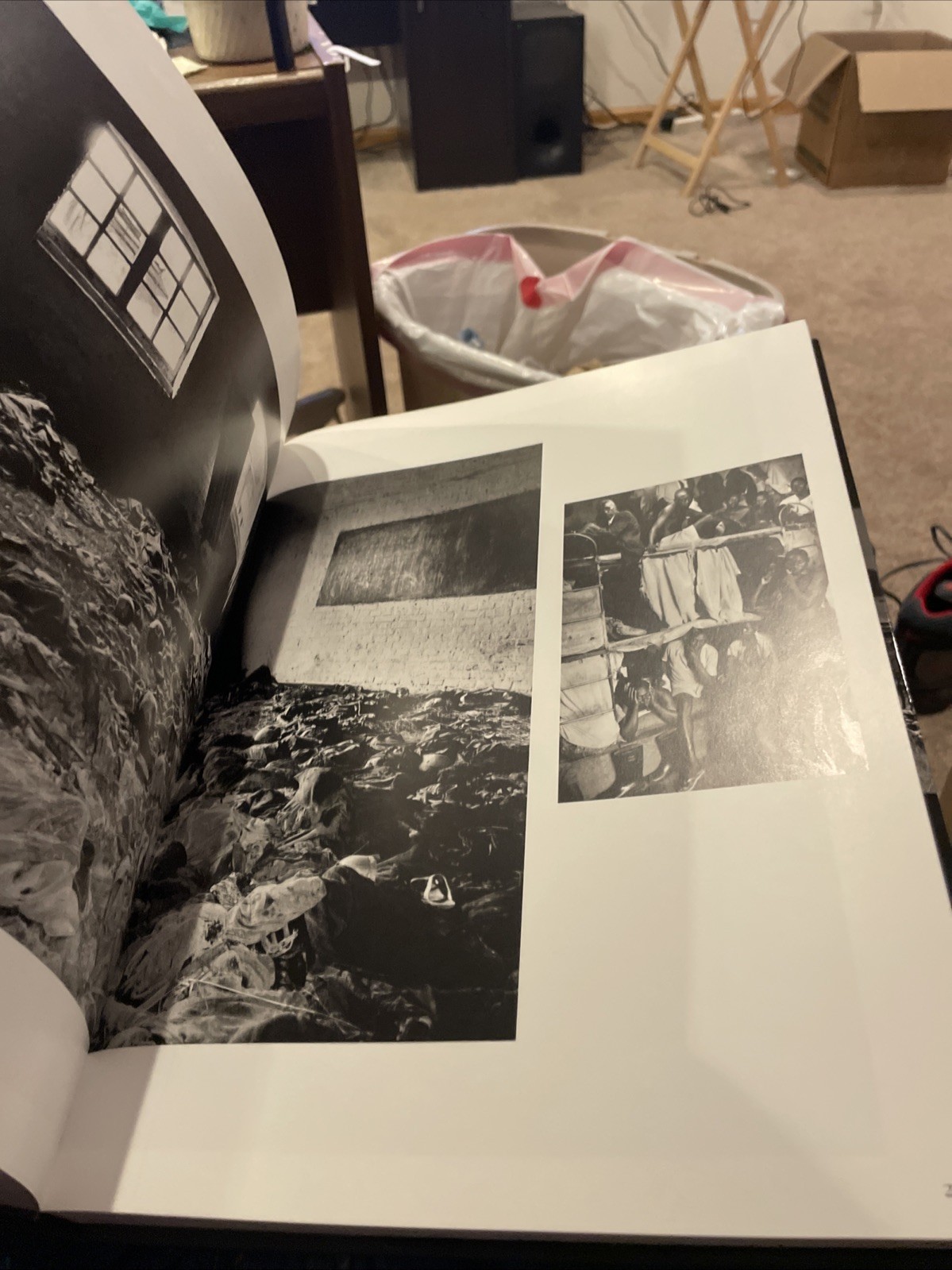 Migrations Humanity in Transition Sebastião Salgado Hardcover + Booklet!