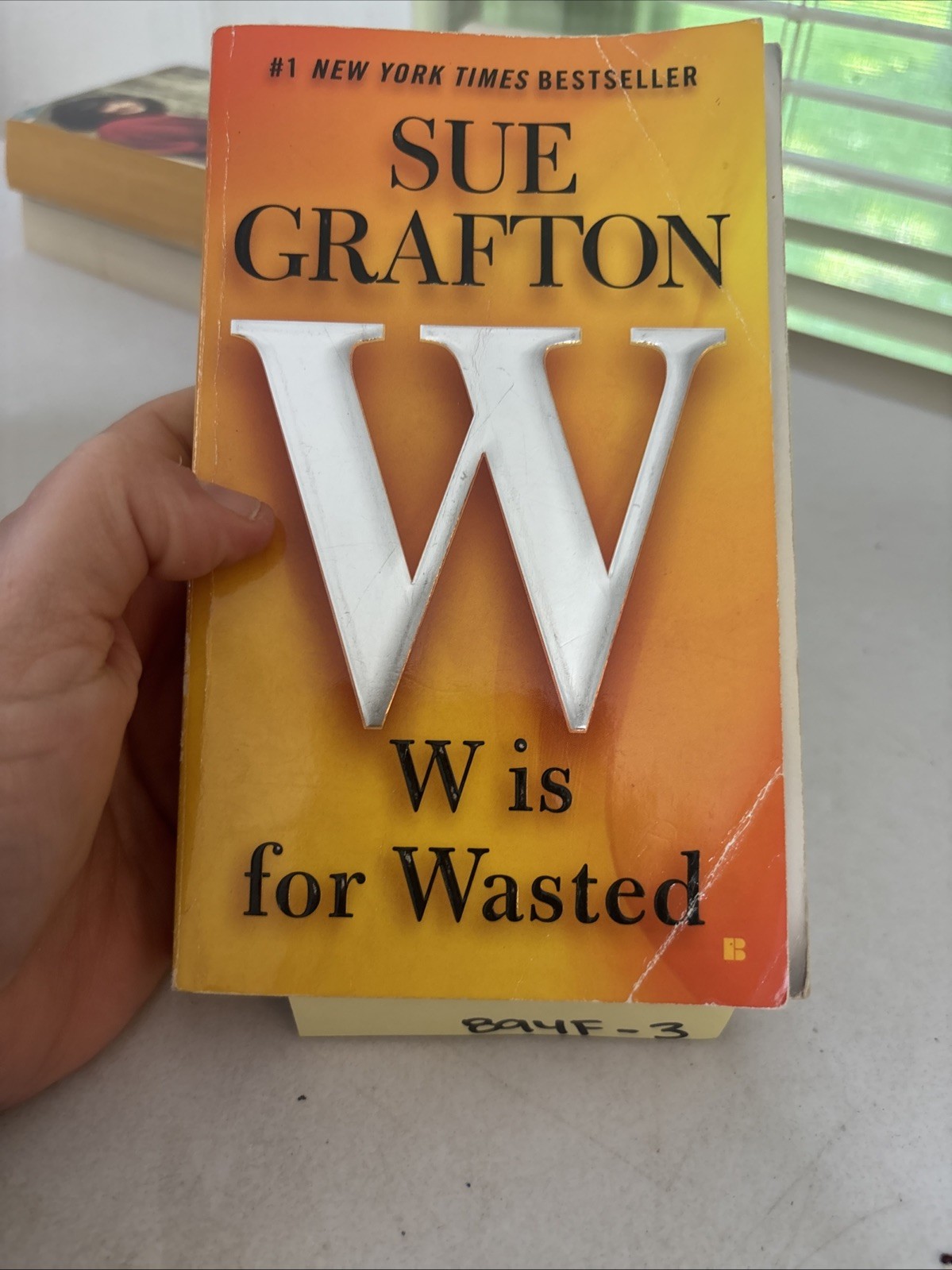 Lot fo 10 – Sue Grafton – Kinsey Millhone Ser. – Mass paperbacks – Free Shipping