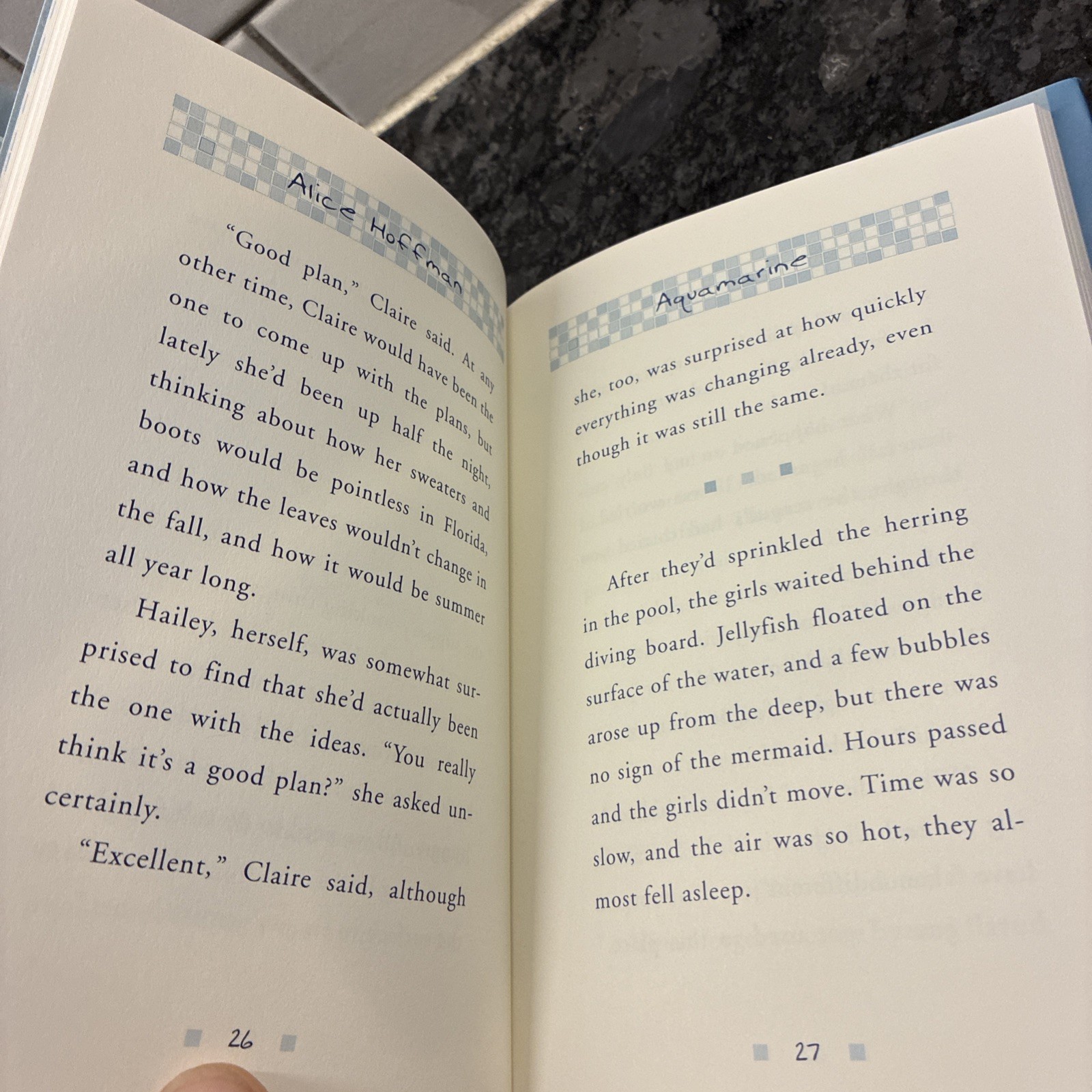 Aquamarine,Alice Hoffman