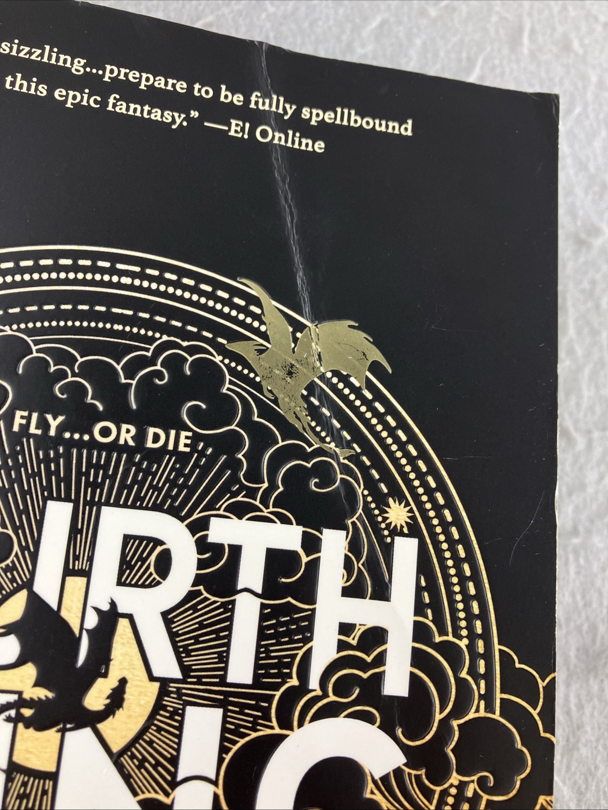 Fourth Wing (Special Edition First Edition Sprayed Edges + Bonus Chapter) OOP