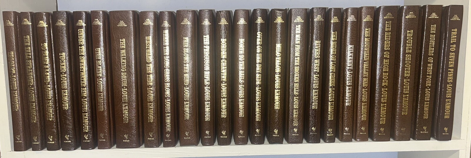 L’Amour Collection Complete Set 130 Books GENUINE LEATHER Ed. Not Leatherette