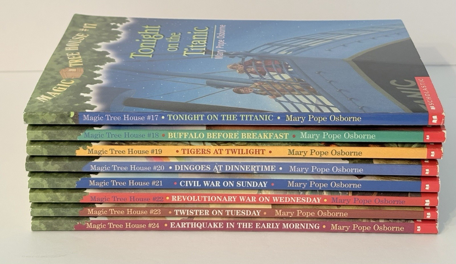 Magic Tree House Books 17-24 Boxed Set by Mary Pope Osborne Paperback Ages 9-12