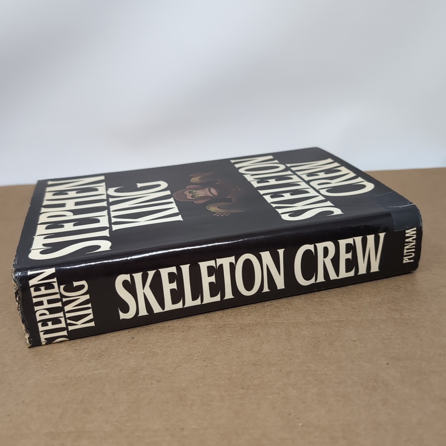 STEPHEN KING SKELETON CREW HARD COVER 1ST EDITION $18.95 First Edition