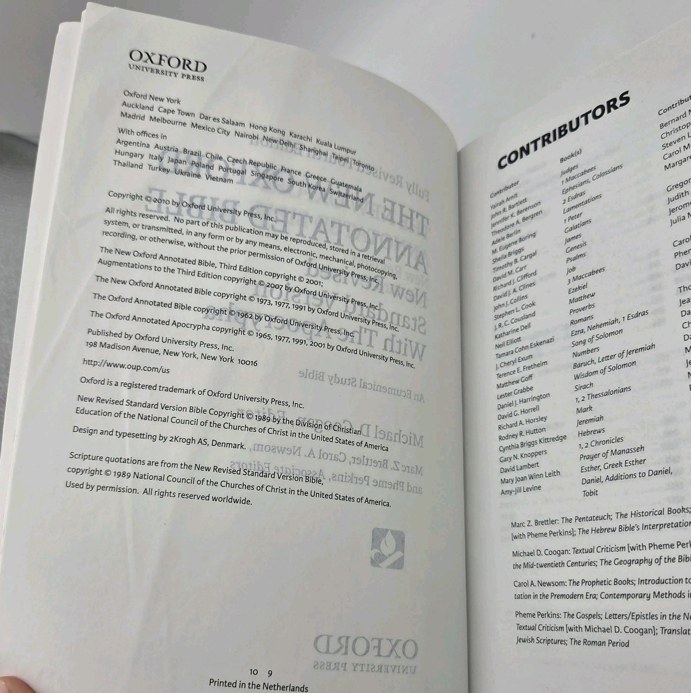 New Oxford Annotated Bible Apocrypha NRSV College Fully Revised 4th Ed Paperback