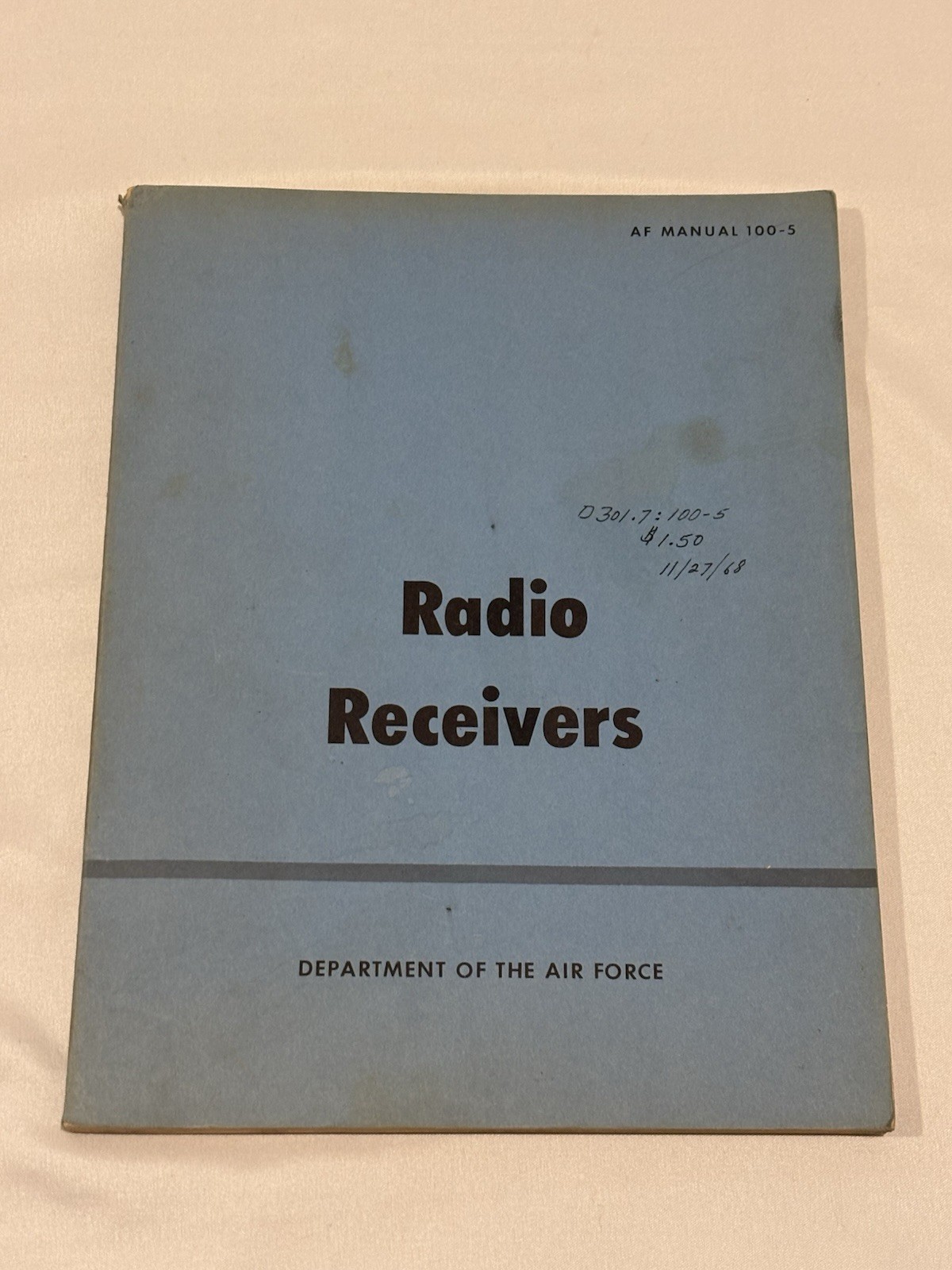 1953 USAF United States Air Force Ham Radio Receivers Communications Book